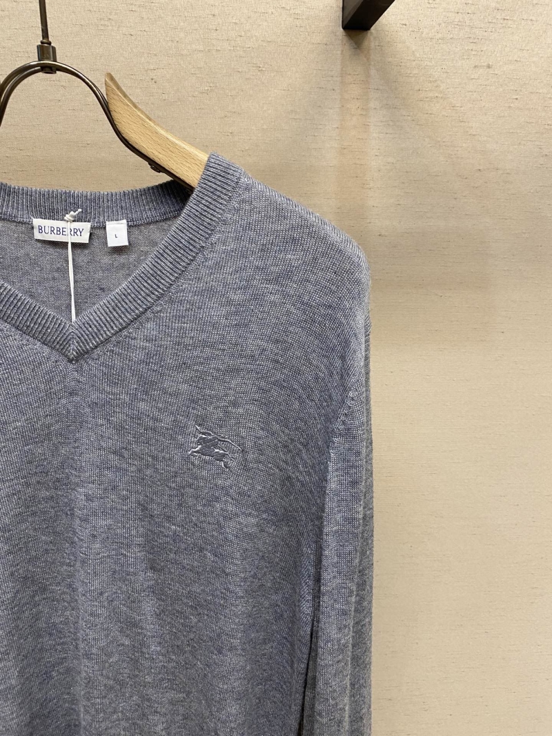 Bv*b*rry sweaters